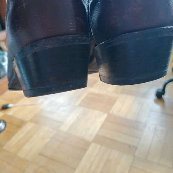 Vintage Brown Dan Post Leather Cowboy Boots size 10D - Picture 6 of 8